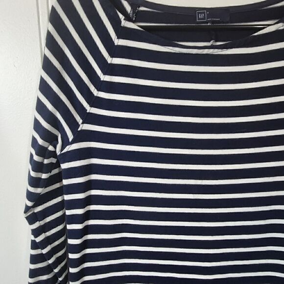 Gap Dress    - Picture 4 of 9